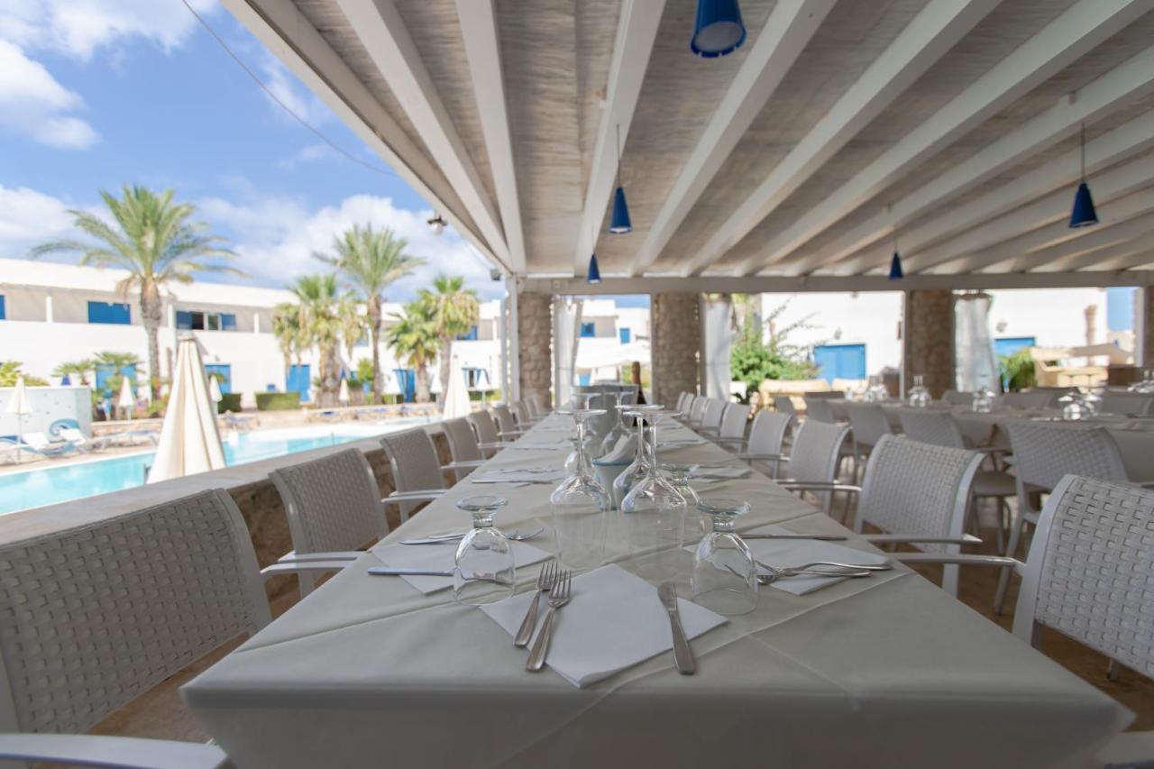 Resort Cala La Luna Фавиняна Екстериор снимка